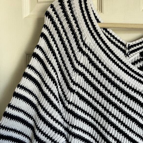 Talbots Chevron Striped V Neck Sweater NWT XL - Picture 3 of 7